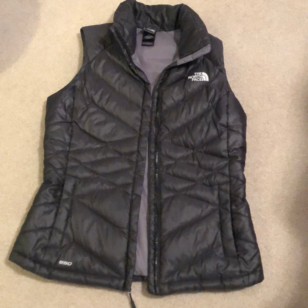 Small Black North Face Puffer Vest